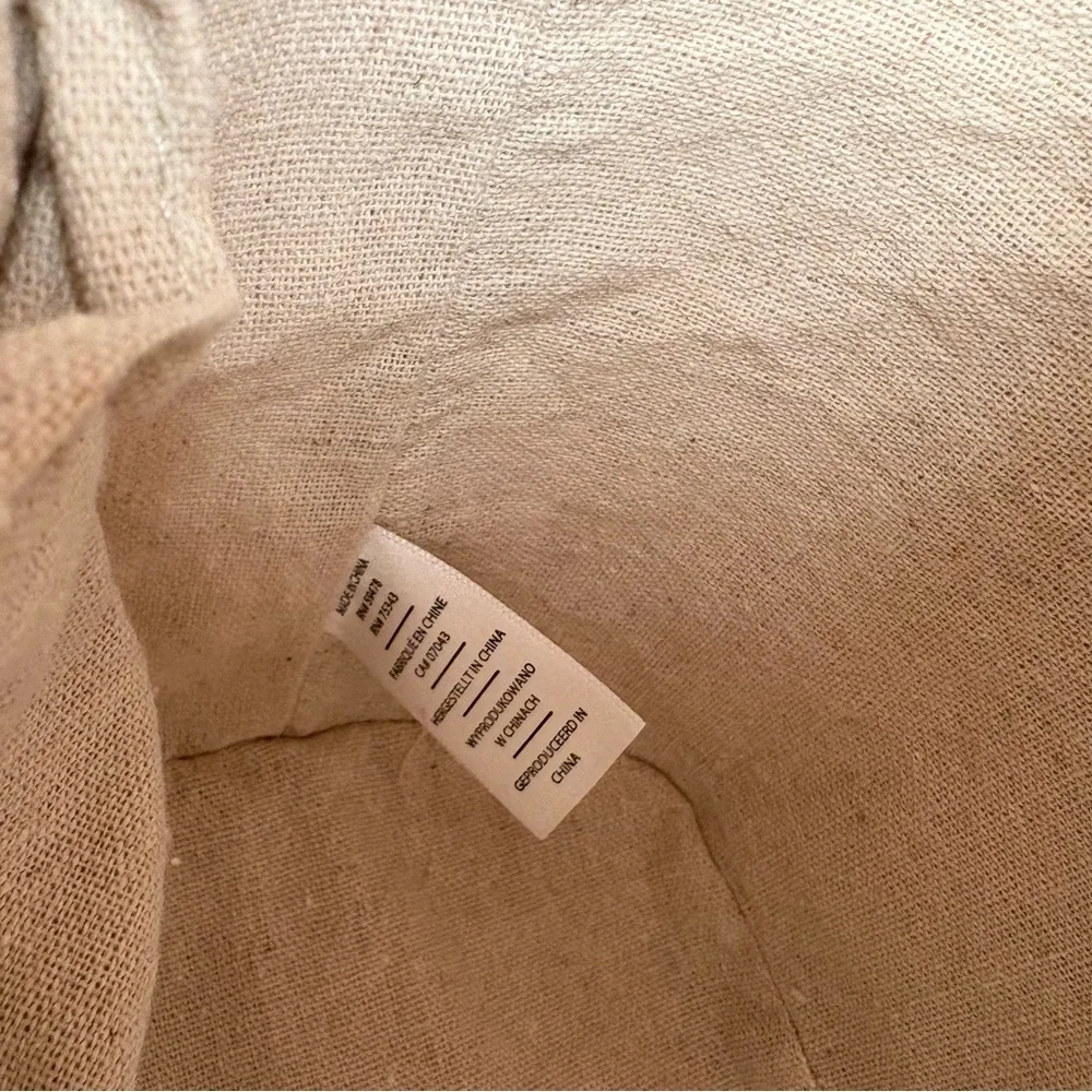 Tommy Bahama Woven Rattan Bucket Shoulder Bag - Picture 6 of 7